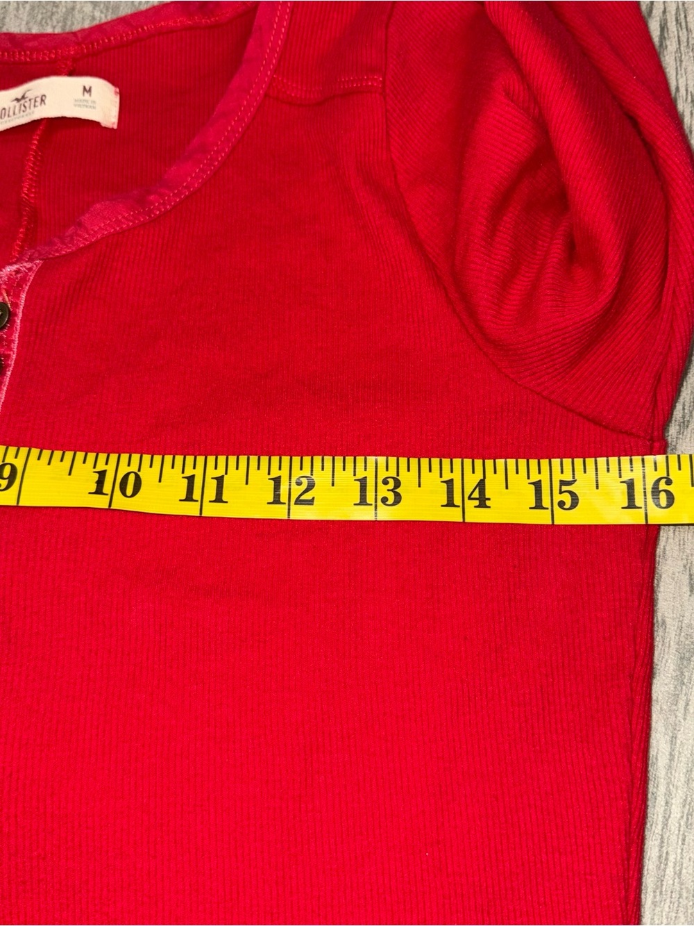 Hollister Henley Top Women’s M Red Y2K V-Neck Fitted Long Sleeves Retro - Picture 6 of 8